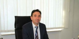 Гърци се запасяват с храни от България