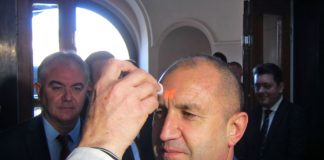 Нищожество в доспехите на величие*