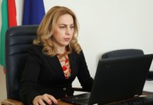 Държавата ще поеме и осигуровките по схемата 60/40