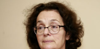 Политолог: Грешките на Румен Радев сриват рейтинга му