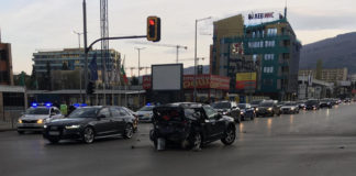 Колата на Милен Цветков излетяла на 20 м след удара