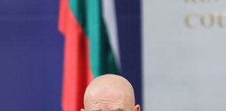 Швейцарска медия: Ген. Мутафчийски направи чудо!