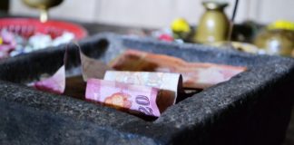 Роми от чужбина с жест към семейства в нужда, даряват пари