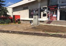 Кметът на Перник реши всички проблеми и вече ремонтира паметника на дядо си