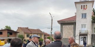 Двама мъже пребили млад музикант в ботевградско село /видео/