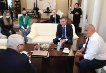 На среща при Борисов се реши: Абитуриентите ще имат изпращане