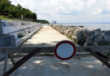 Избухна пожар в морския сарай на Доган