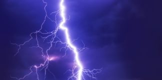 Климатологът Симеон Матев: Всяка година в страната загиват между 6 и 10 души от мълния
