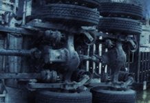 Тир с украинска водка се обърна на магистрала „Марица“