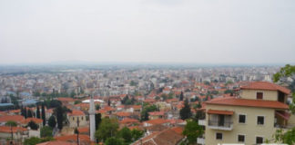 Разраства се огнището на коронавирус в гръцката област Ксанти на границата с България