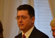 Секретарят на Радев разпитан като свидетел, пуснаха го