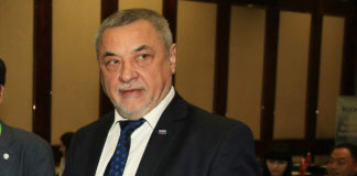 Валери Симеонов и Цветан Манчев се регистрираха за президентските избори