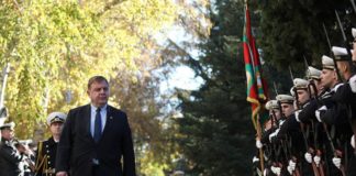 Каракачанов: След 12 г. армията ще бъде много по-организирана и боеспособна