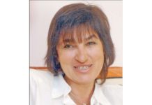 Сестрата на Борисов: Май е по-добре ние да си го пазим сами