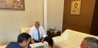 Борисов обсъди проект за дига в Бяла с кмета на общината