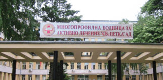 Починалият от коронавирус 77-годишен лекар се върнал във видинската болница, защото не достигали медици