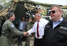 Борисов: Заплатите на военните ще бъдат увеличени въпреки кризата