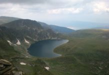 След нареждане на премиера Емил Димитров спря багерите