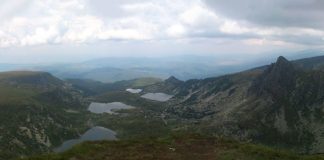 Забраниха джиповете на Седемте рилски езера