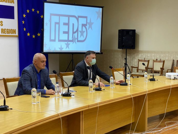 паунов-плевен