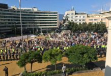 „Грандиозните“ протести в провинцията са от по 10 души