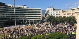 „Грандиозните“ протести в провинцията са от по 10 души