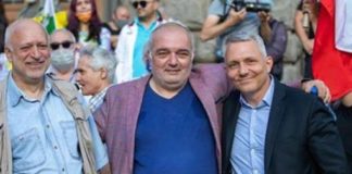 Честито на всички участници в народните въстания! Не гледайте като отровени, де