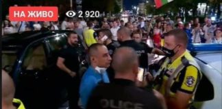 Нападнатият от протестиращи младеж: Държаха ме обграден 4 часа, удряха по колата, обиждаха ме, заплашваха ме с убийство