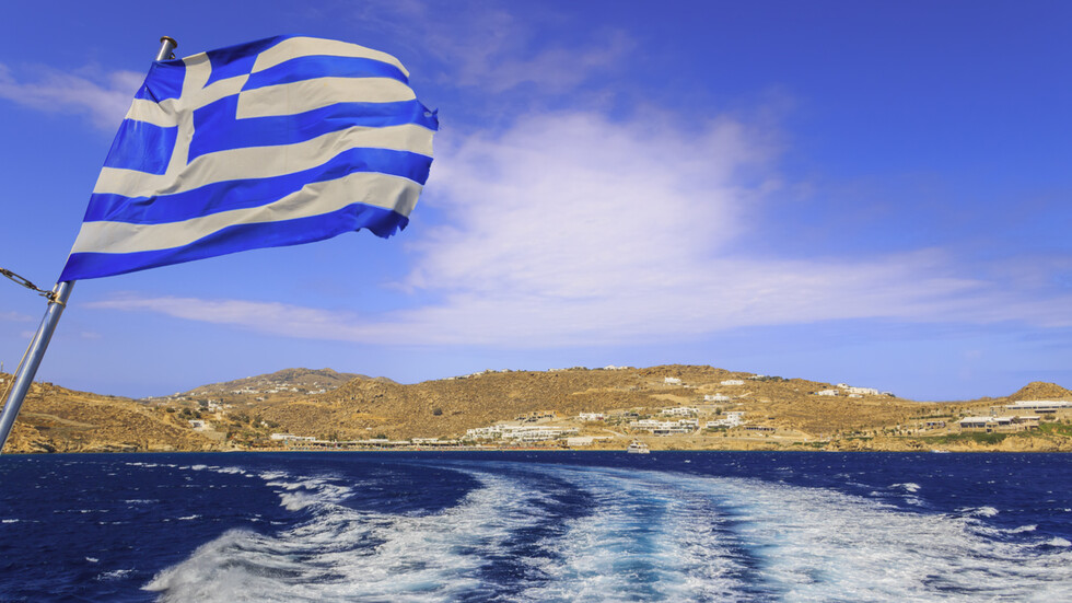 35 годишният жител на Банско който в петък свали гръцкото знаме