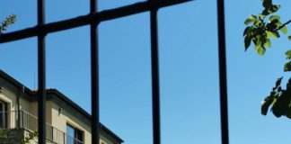 Прокуратурата: В Росенец и Буджака имоти ограничават достъпа до морския бряг