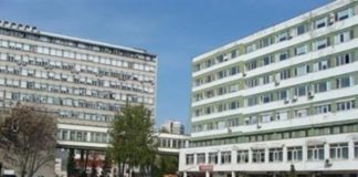 Пациент с дихателна недостатъчност скочи гол от 3-ия етаж на бургаската болница и избяга