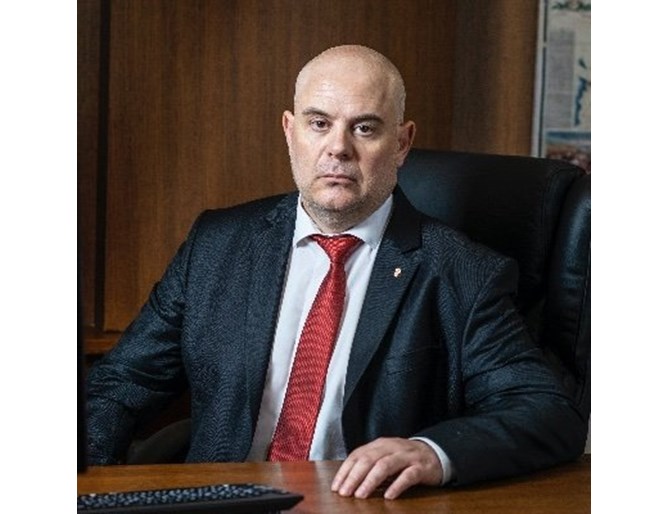 Главният прокурор Иван Гешев е дал обяснения пред прокурор от