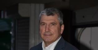 Иво Никодимов: Илиян Василев, който се е маскирал като демократ, е ченге от ДС