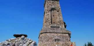 ГЕРБ: БСП превръща Шипка в партийно сборище