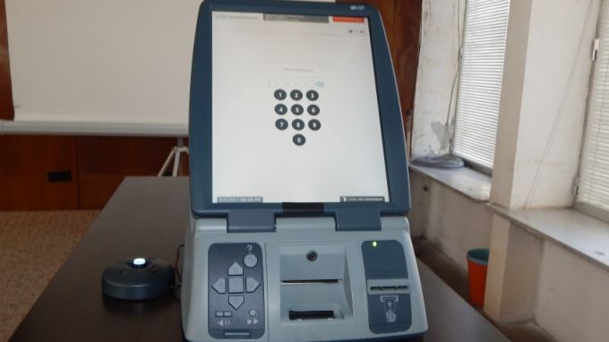 Осем машини не работят в секционни изборни секции в Русенска