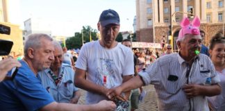 Лицата на протеста: Историята на политическия хамелеон Светослав Трайков