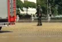 Спецполицаи взривиха празен куфар с надпис „бомба“ до Народното събрание