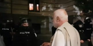 Както е казал Радой Ралин: „Не ме е страх от министъра на културата, а от културата на министъра“