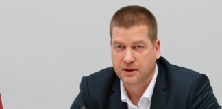 Кметът на Стара Загора: Г-н Ананиев, в реалния свят нещата са много по-различни от политическите игрички в парламента