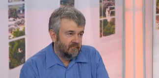 Представители на озлобен планктон се изявяват в омраза срещу Теди Москов