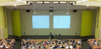 Увеличават студентските стипендии с минимум 20%