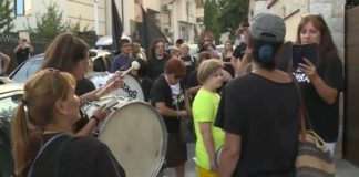 Майки на деца с увреждания: Разграничаваме се от Вяра Иванова и Мая Манолова