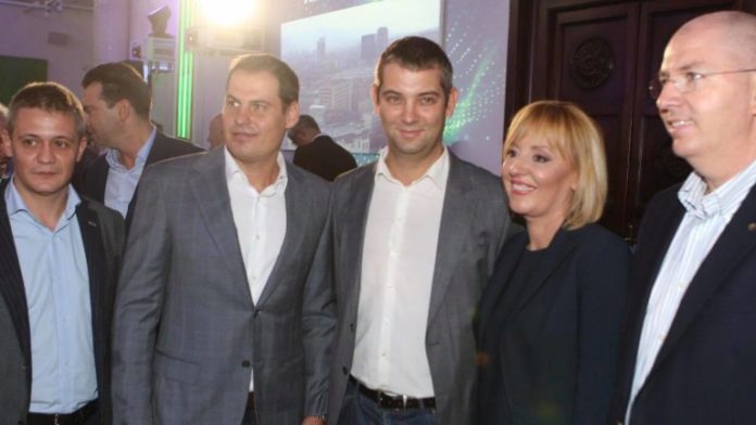 делчев-манолова