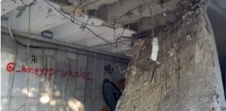 Падна част от тавана на подлеза при делфинариума във Варна