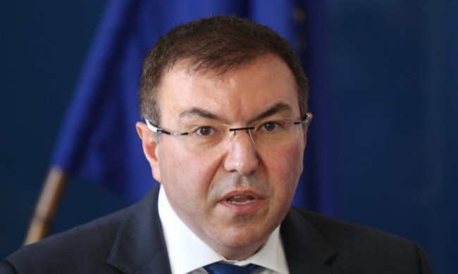 Костадин Ангелов фейсбукС какви мотиви е уволнен зам министърът на здравеопазването Йорданов