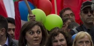 Защо Нинова не предлага китайската ваксина