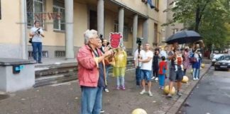 Братът на Христо Бисеров оглави протеста срещу Гешев в Хасково
