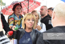 Само на Мая Манолова ѝ стиска да използва трагедията на майките…