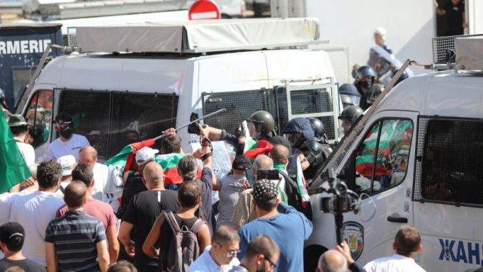 896-504-protest-2-septemvri