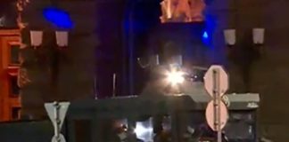 Сблъсъци пред парламента, бомбите скрити в палатките. Жандармерията разчисти триъгълника